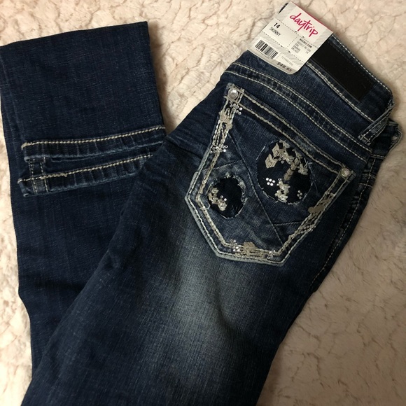 Girls Clothes - Picture 2 of 4